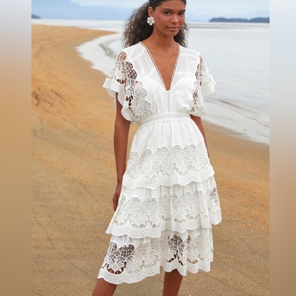 FARM Rio Dresses & Skirts - Farm Rio Off White Richelieu Midi Dress White Tiered Lace M